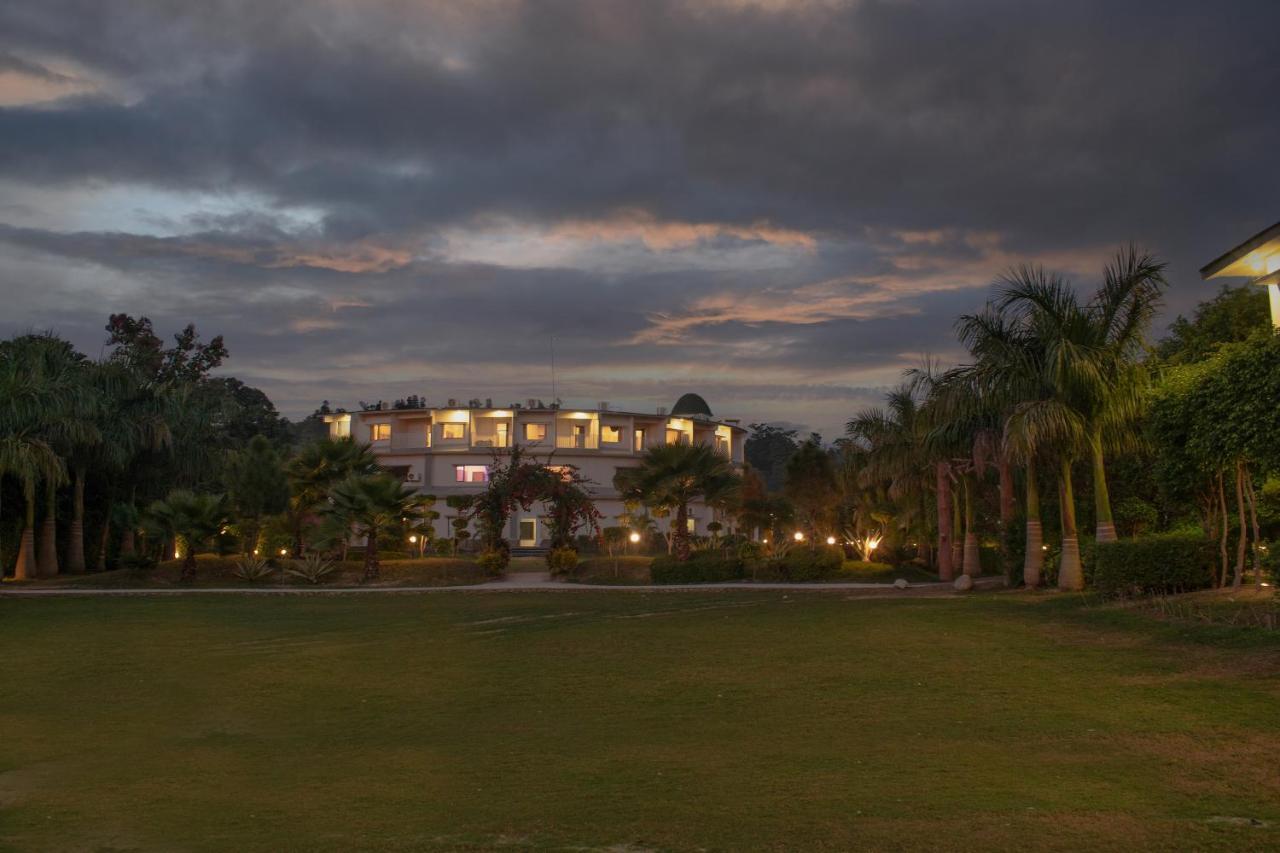 The Tattwaa Corbett Spa And Resort Rāmnagar Extérieur photo